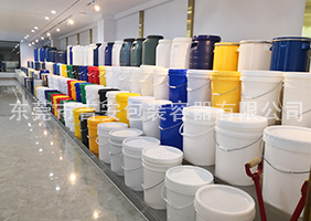 www.caodajiba吉安容器一楼涂料桶、机油桶展区